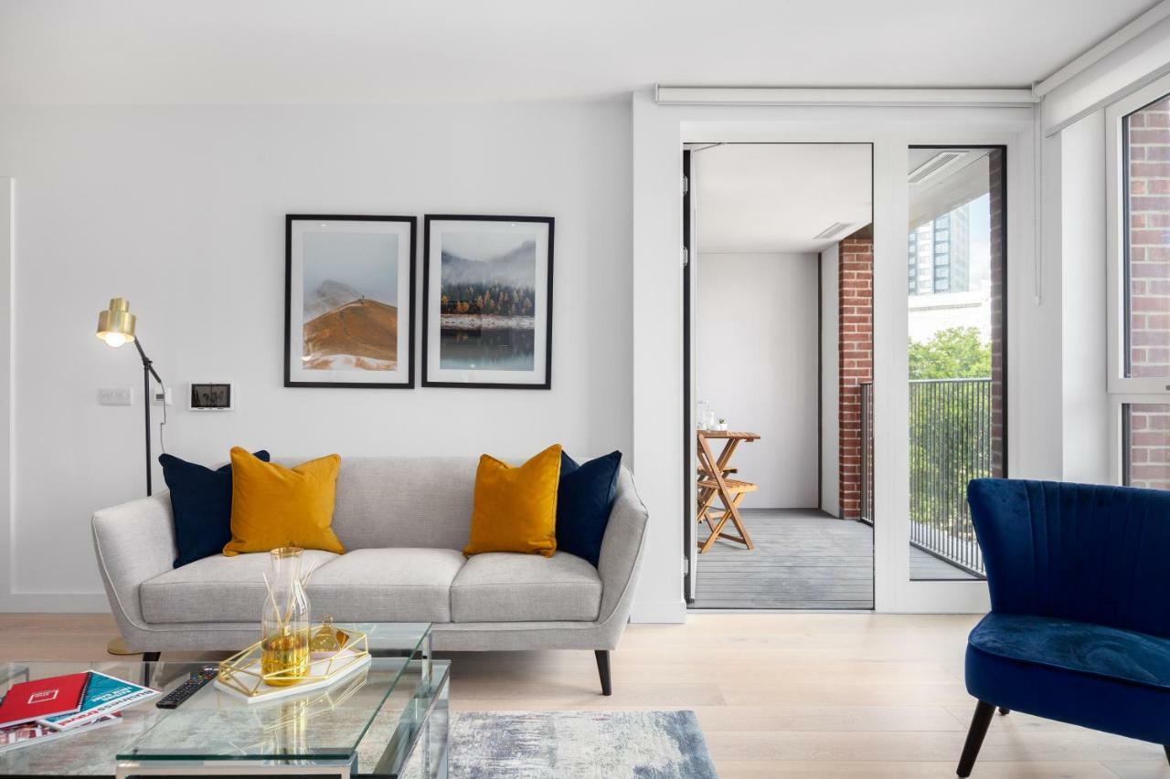 Two Bedroom Serviced Apartment With Balcony In Weymouth Building, Deacon Street Londres Exterior foto